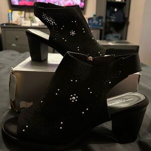 SIZE 12 CLOUDWALKERS